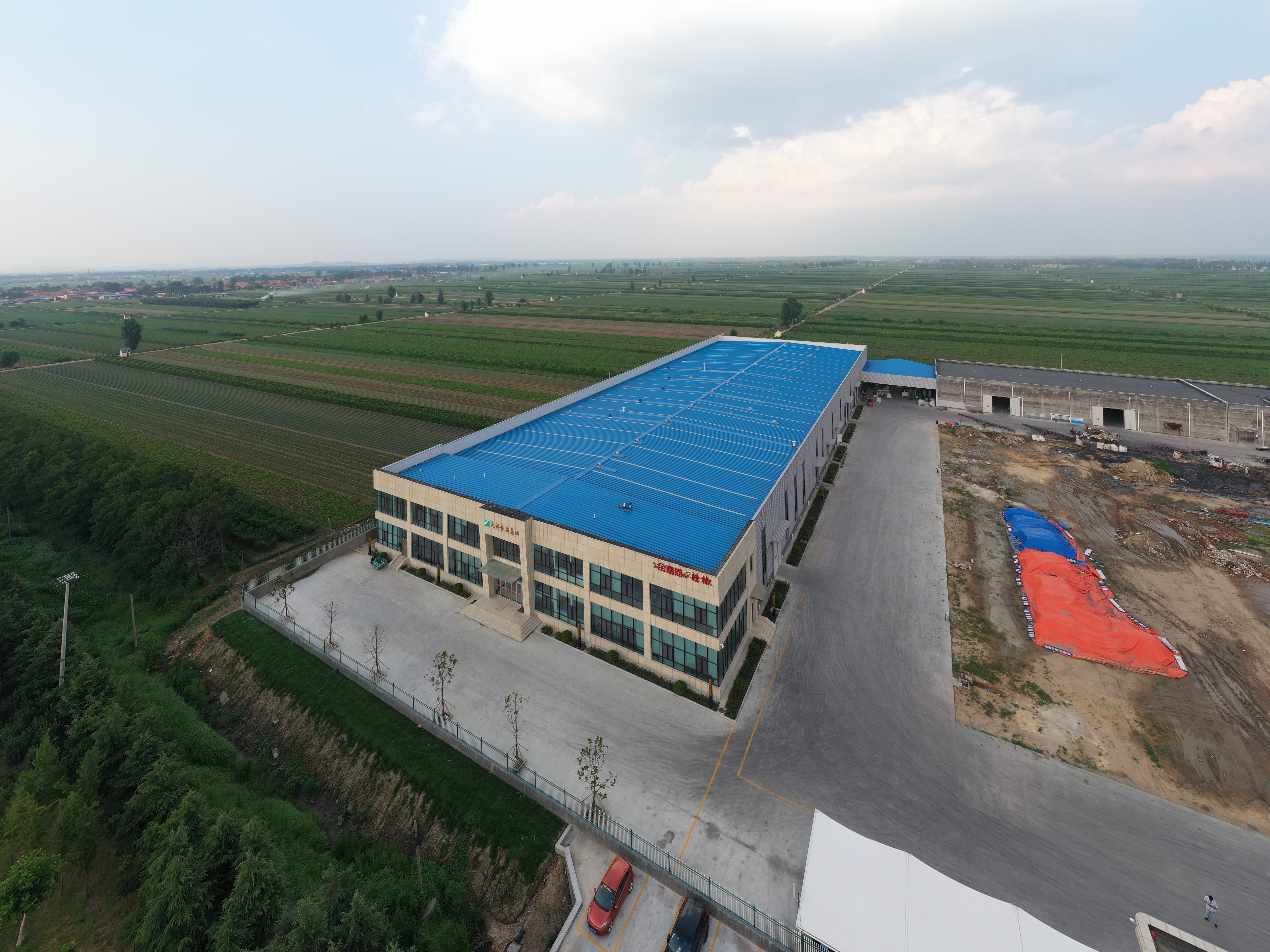 مبنى ورشة الهيكل الصلب